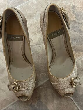 Baldan Metallic Gold Wedge Peep-Toe Pumps